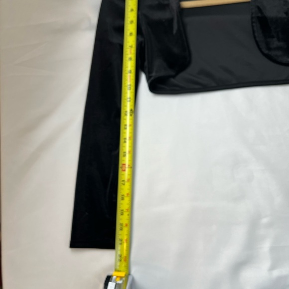 Macy's Girls Bloom Black Faux Fur (Size 10-12) - Picture 5 of 9